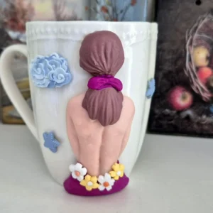 Чаша Момиче