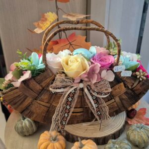 Букет в кошница ратан
