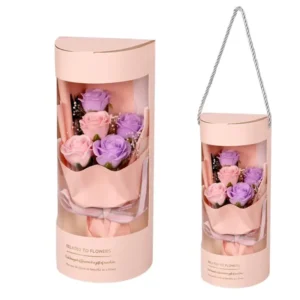 Букет цветя в кутия