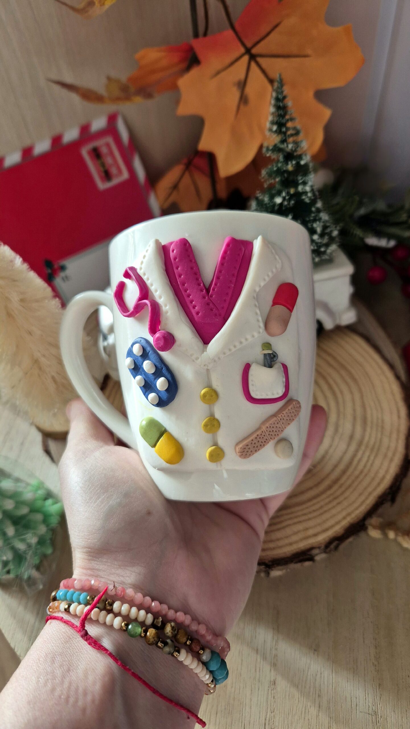 Доза усмивка в бяла престилка - Image 2