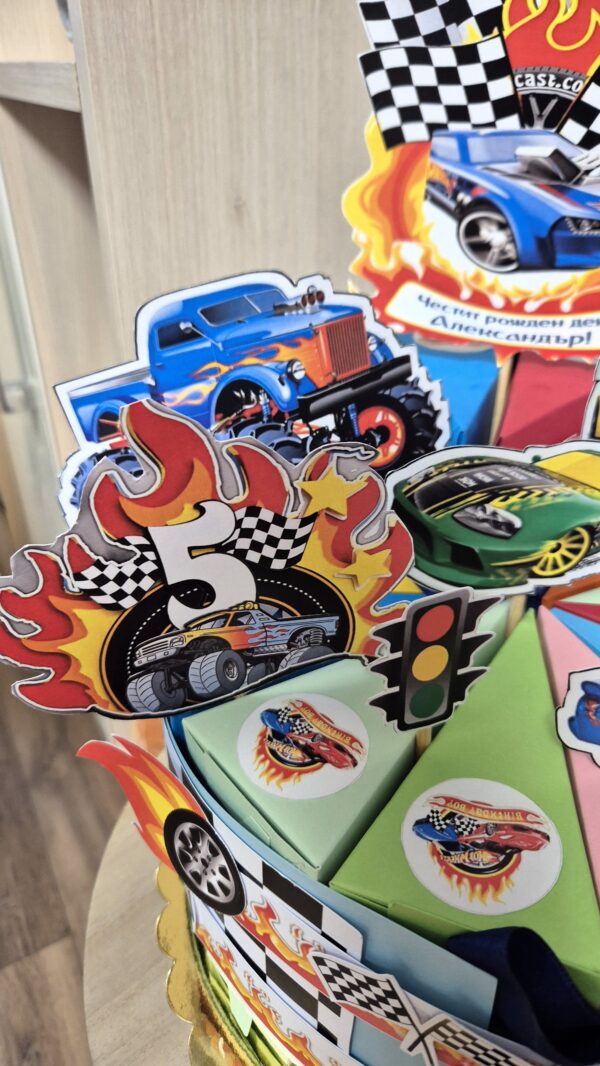 Картонена торта  Hot Wheels за детска градина - снимка 7
