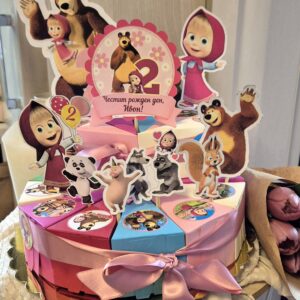 Картонена торта Маша и Мечока 2